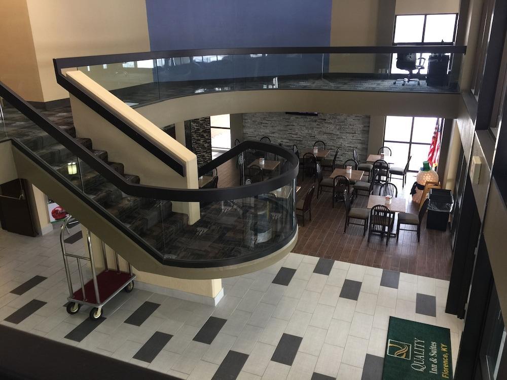 Quality Inn & Suites Florence - Cincinnati South Extérieur photo