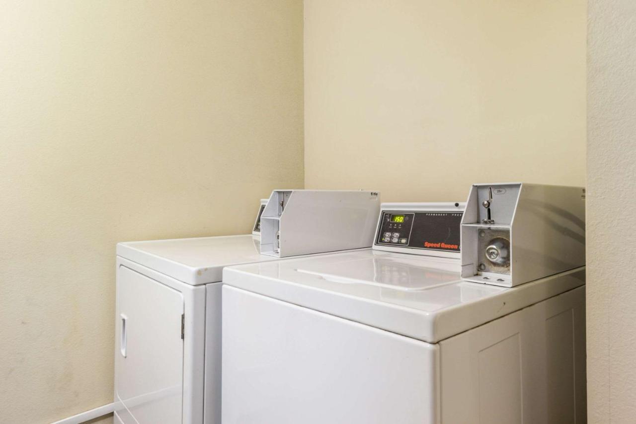 Quality Inn & Suites Florence - Cincinnati South Extérieur photo