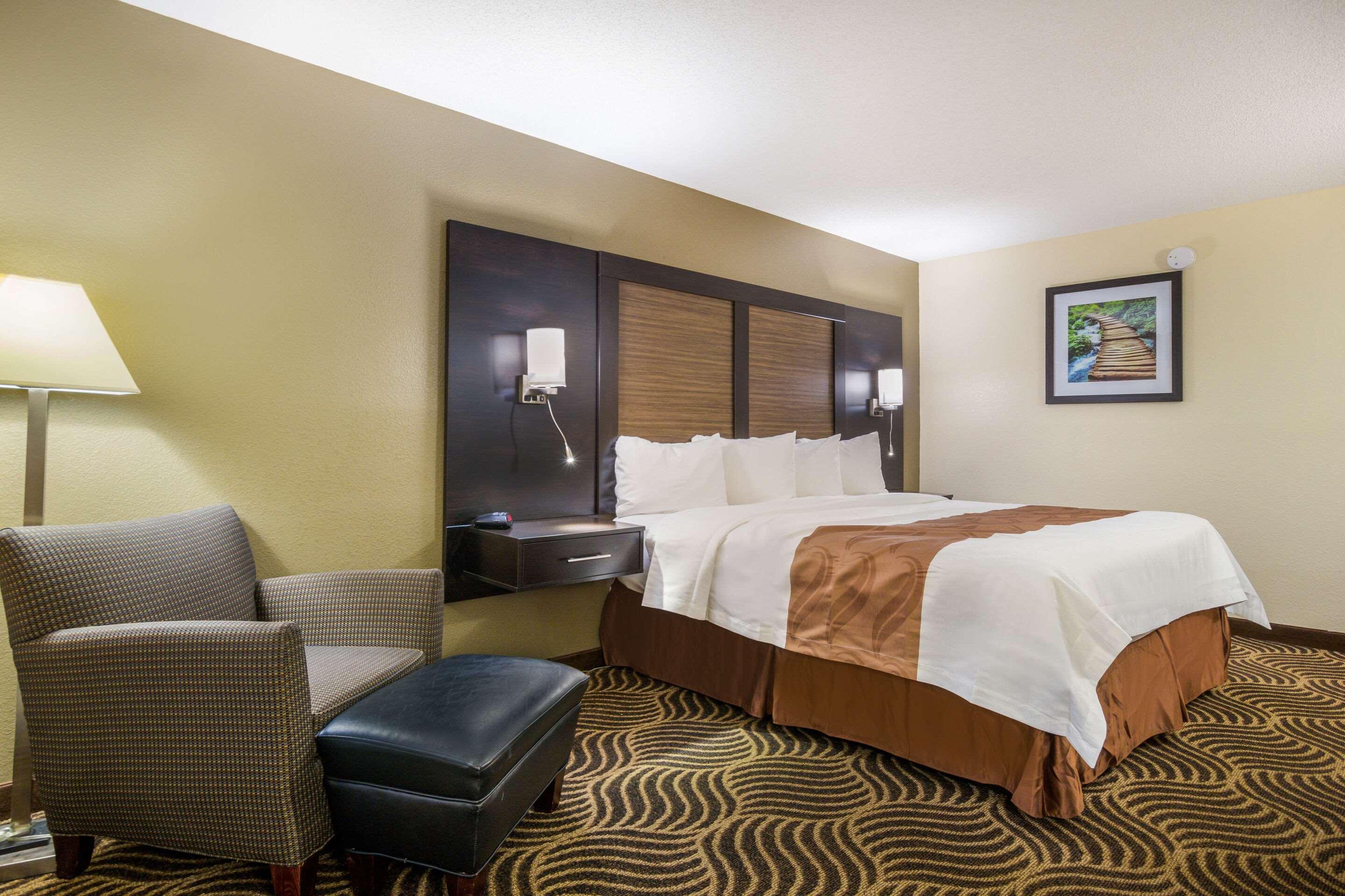 Quality Inn & Suites Florence - Cincinnati South Extérieur photo