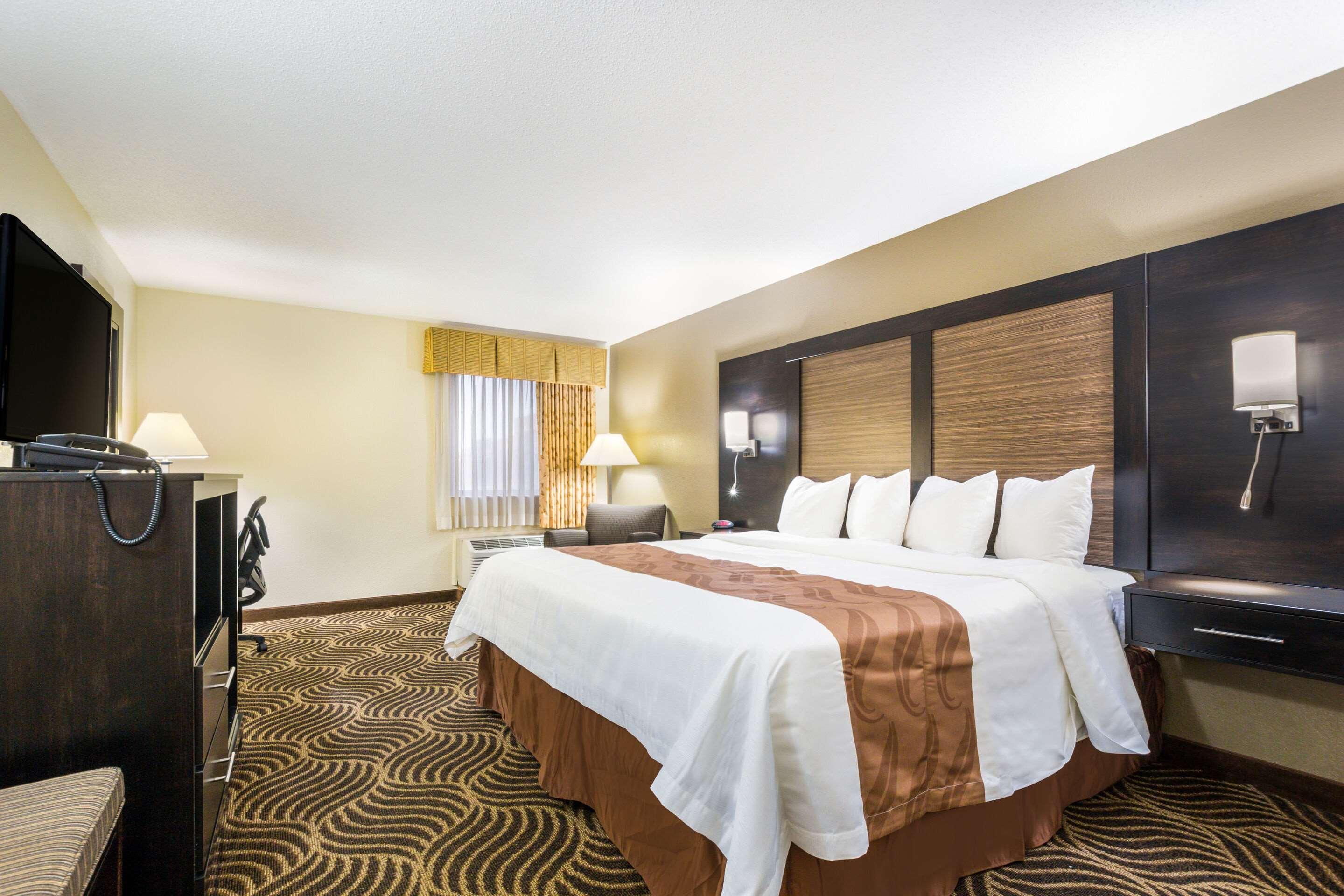Quality Inn & Suites Florence - Cincinnati South Extérieur photo