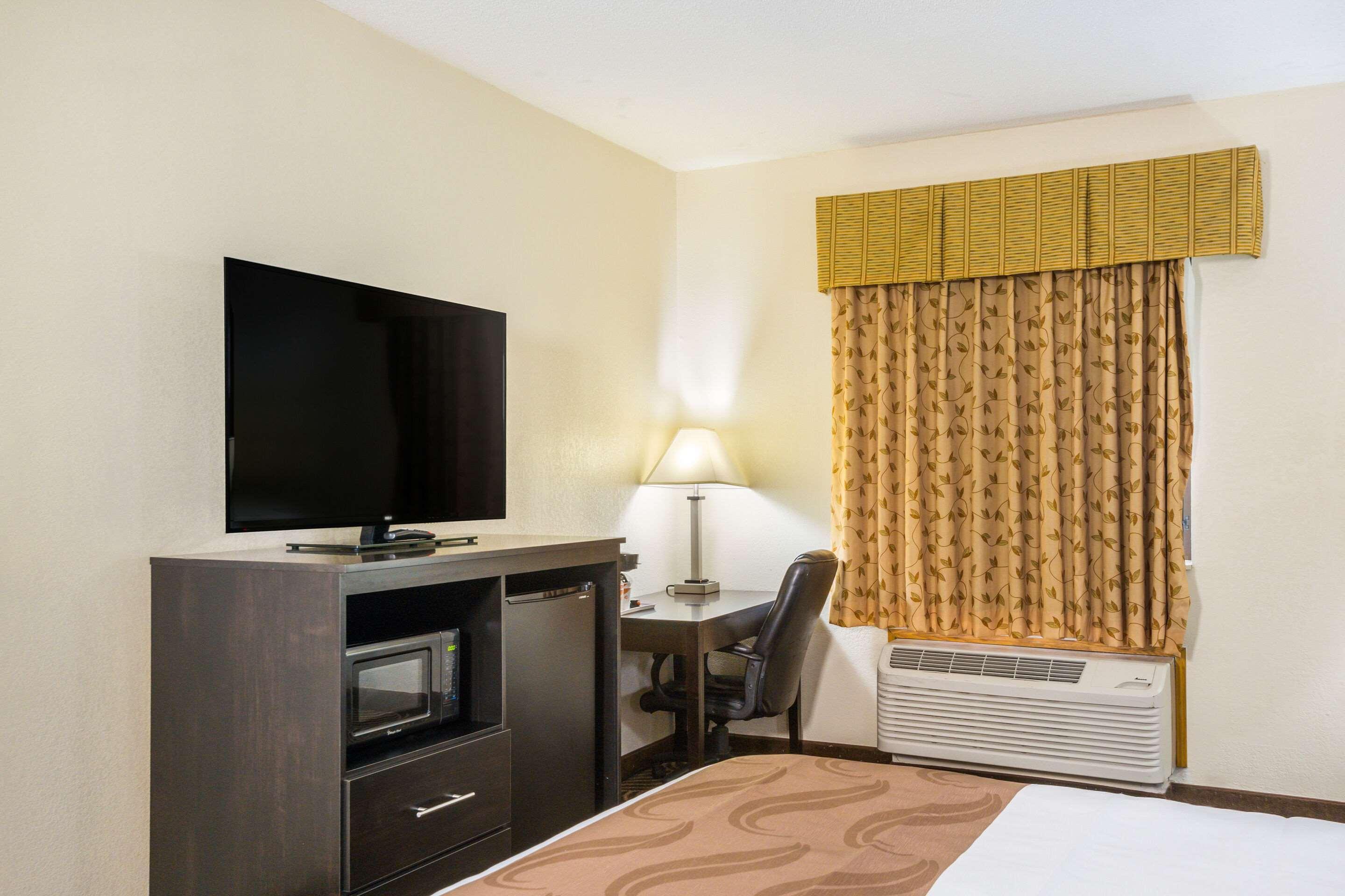 Quality Inn & Suites Florence - Cincinnati South Extérieur photo