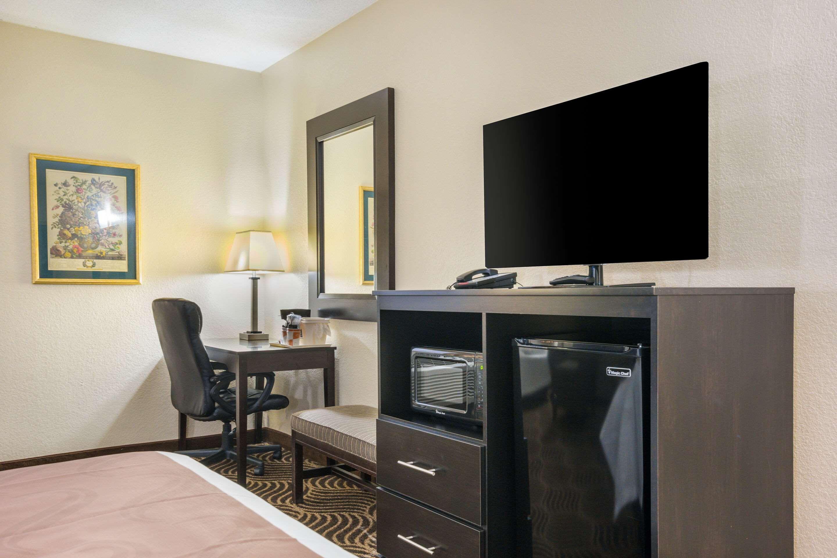 Quality Inn & Suites Florence - Cincinnati South Extérieur photo