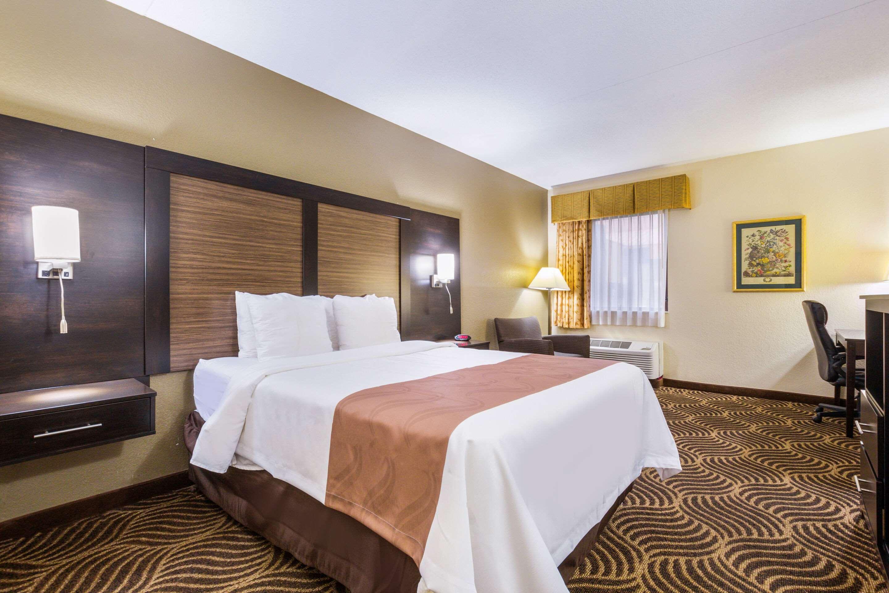 Quality Inn & Suites Florence - Cincinnati South Extérieur photo