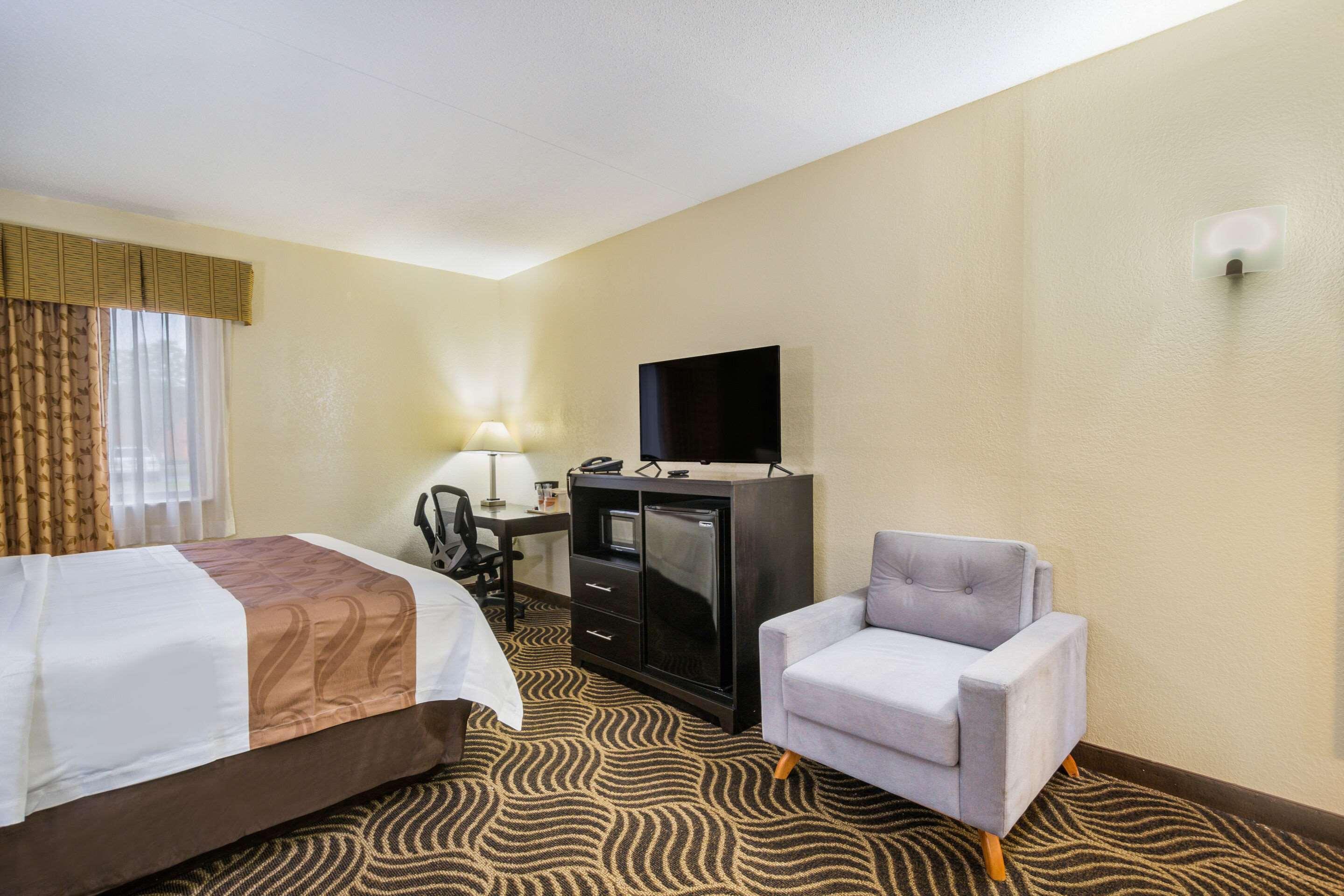 Quality Inn & Suites Florence - Cincinnati South Extérieur photo