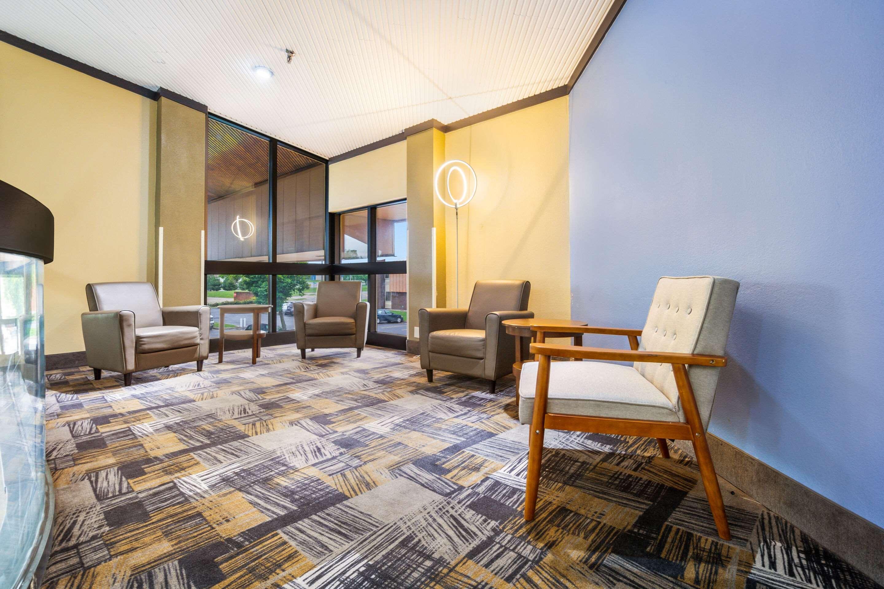 Quality Inn & Suites Florence - Cincinnati South Extérieur photo