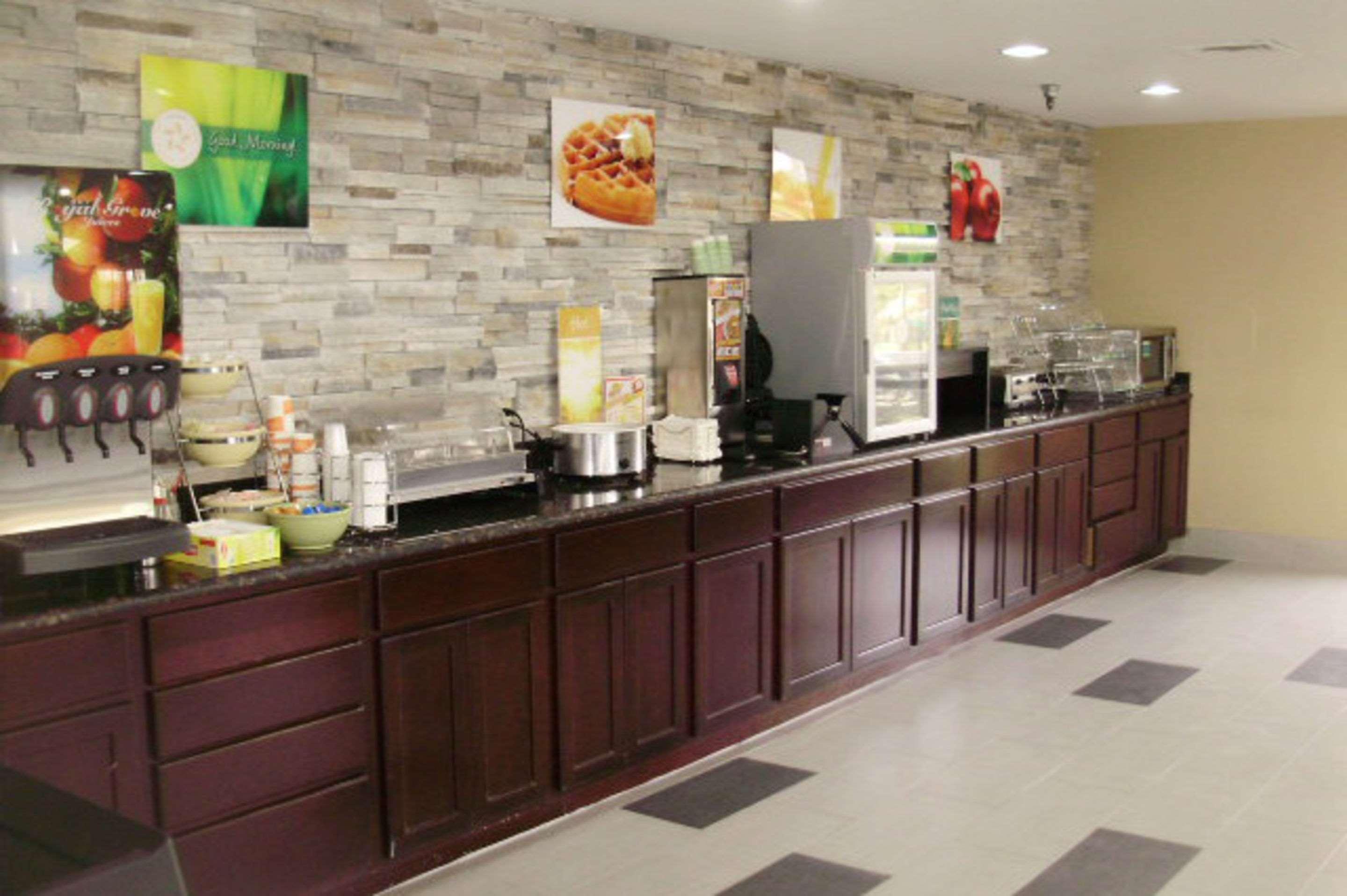Quality Inn & Suites Florence - Cincinnati South Extérieur photo
