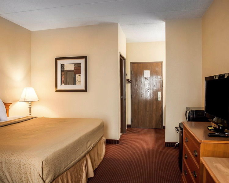 Quality Inn & Suites Florence - Cincinnati South Extérieur photo
